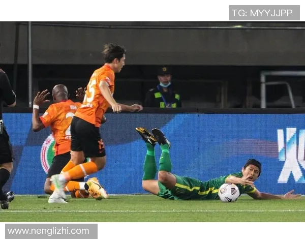 武汉足球队技术揭秘：从战术布局到球员训练全方位解析